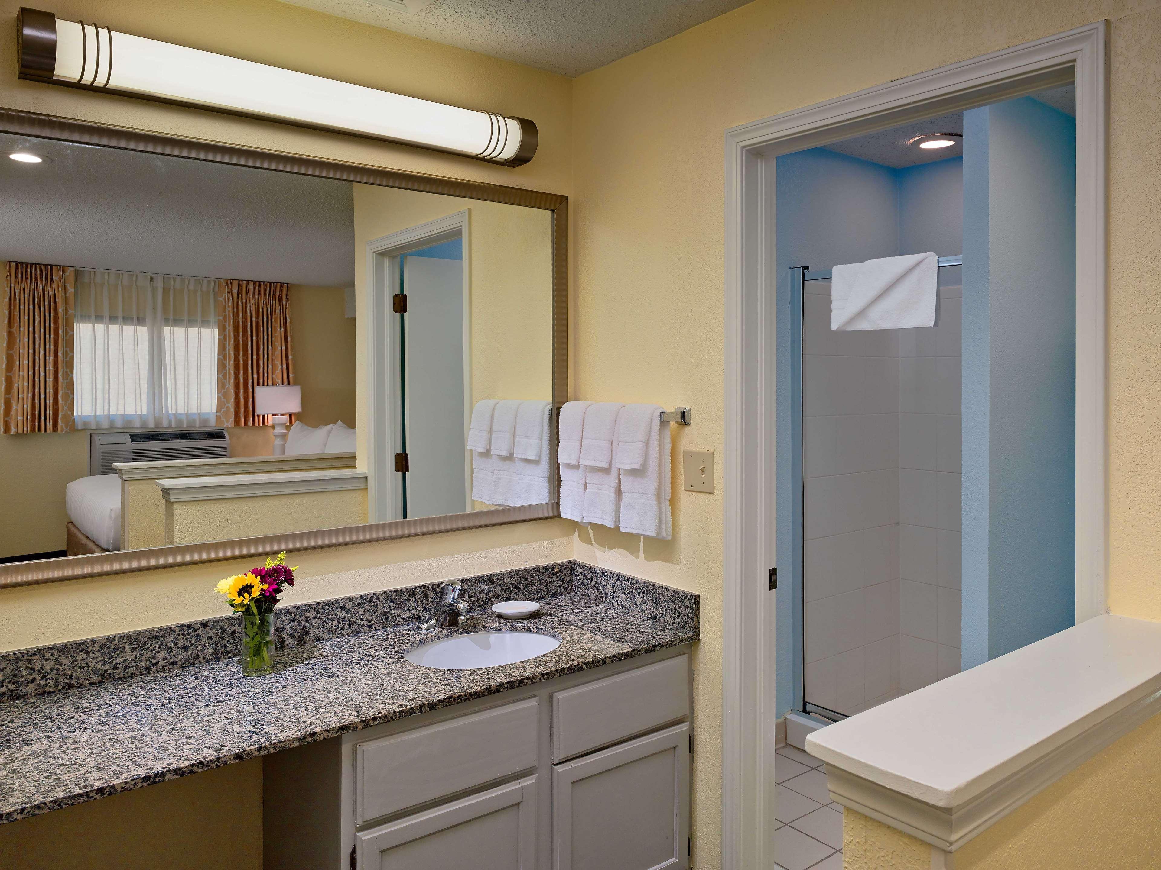 Avia Residences On Savoy - Extended Hotel 3*
