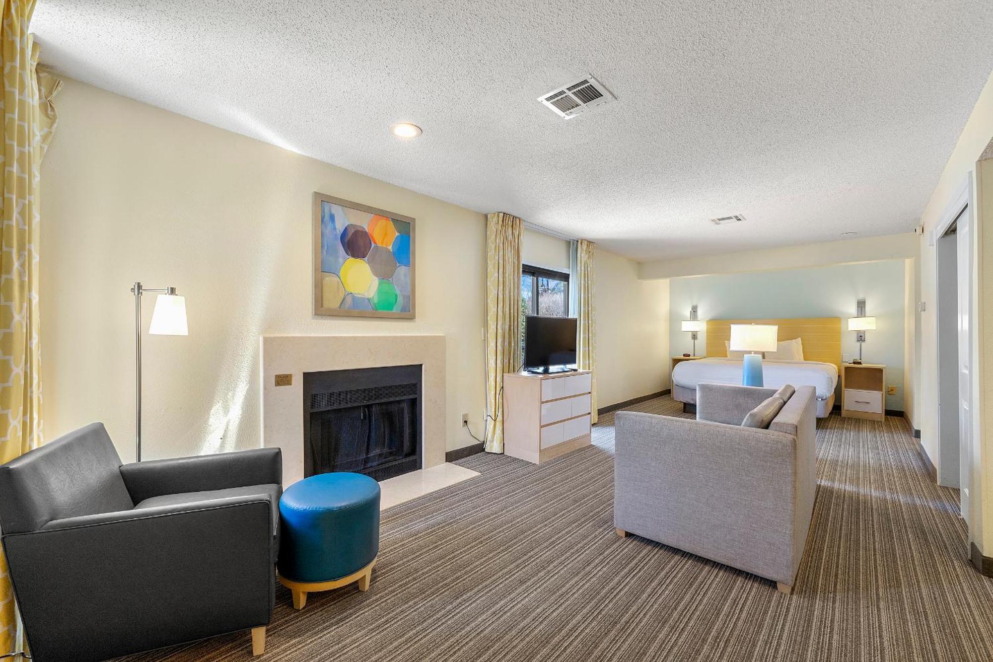 Hotel Avia Residences On Savoy - Extended Dunwoody