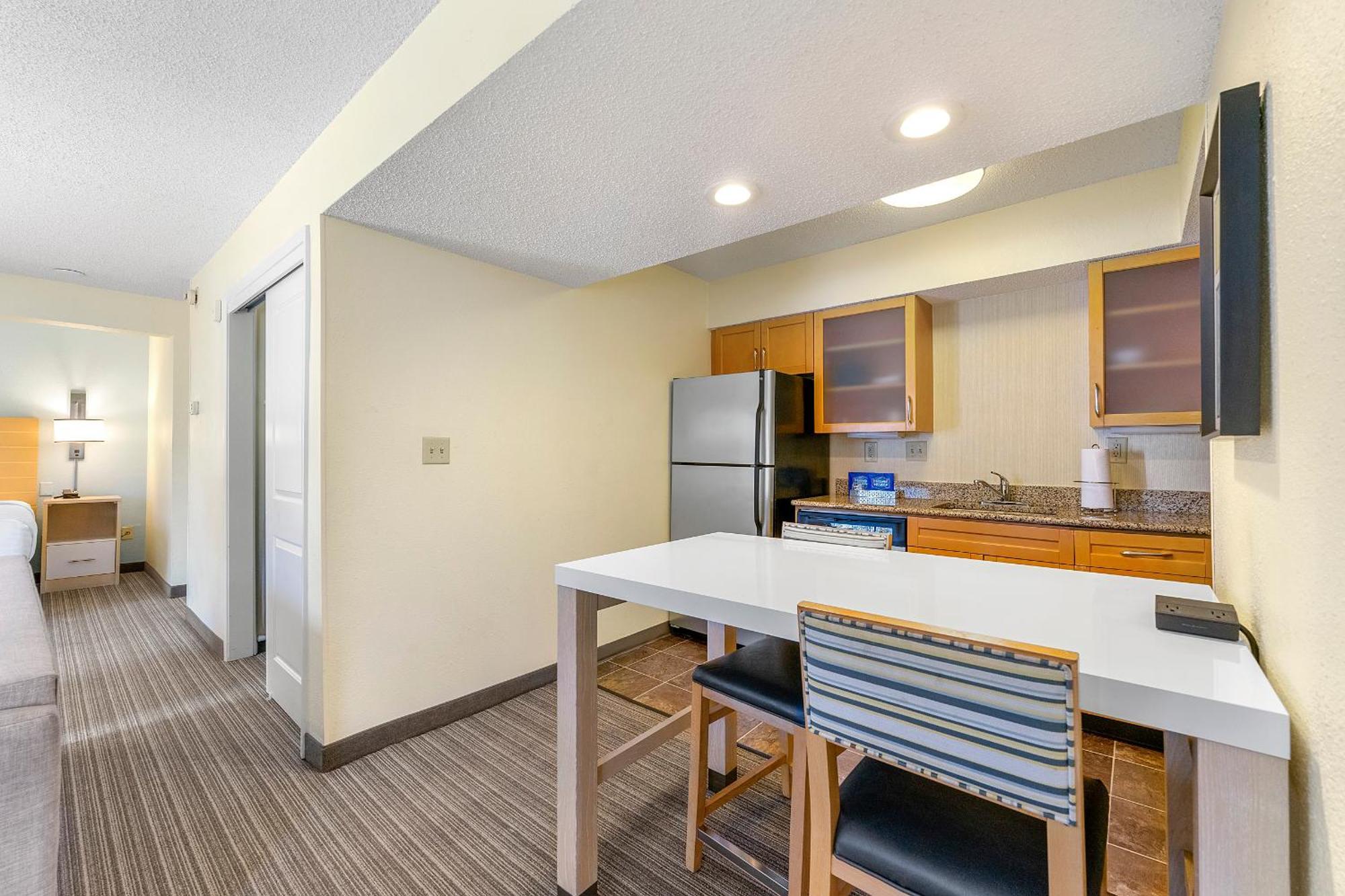 Avia Residences On Savoy - Extended 3* Dunwoody
