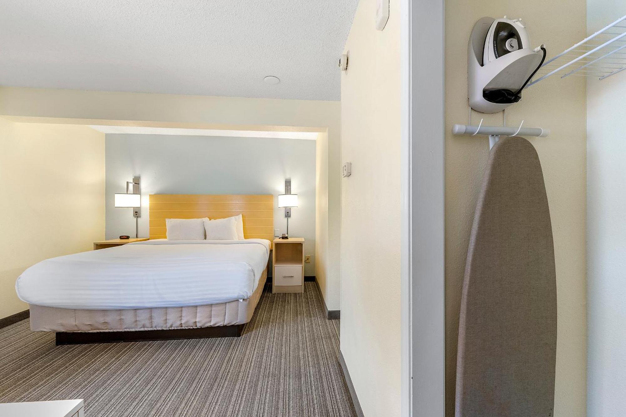 Avia Residences On Savoy - Extended 3* Dunwoody