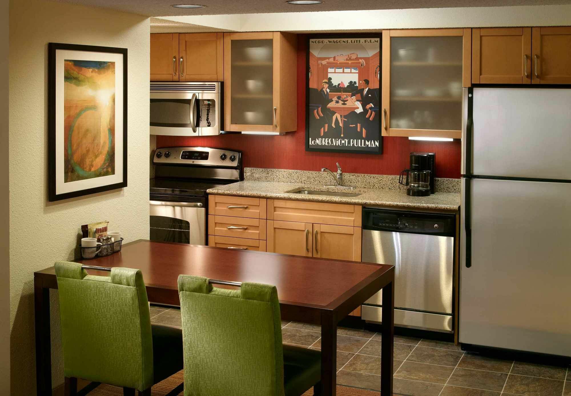 Avia Residences On Savoy - Extended 3* Dunwoody